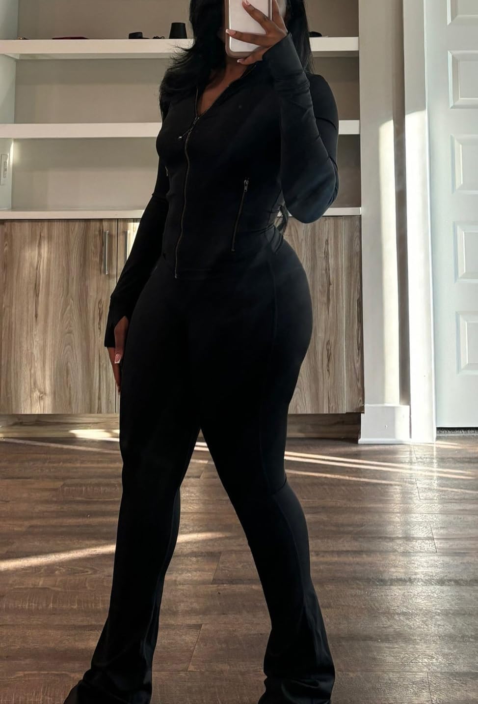 Women Two Piece Outfits Fall Workout Zip Up Sweatshirt And Jogger Flare Yoga Pants Gym Sweat Suits 2 Piece Set