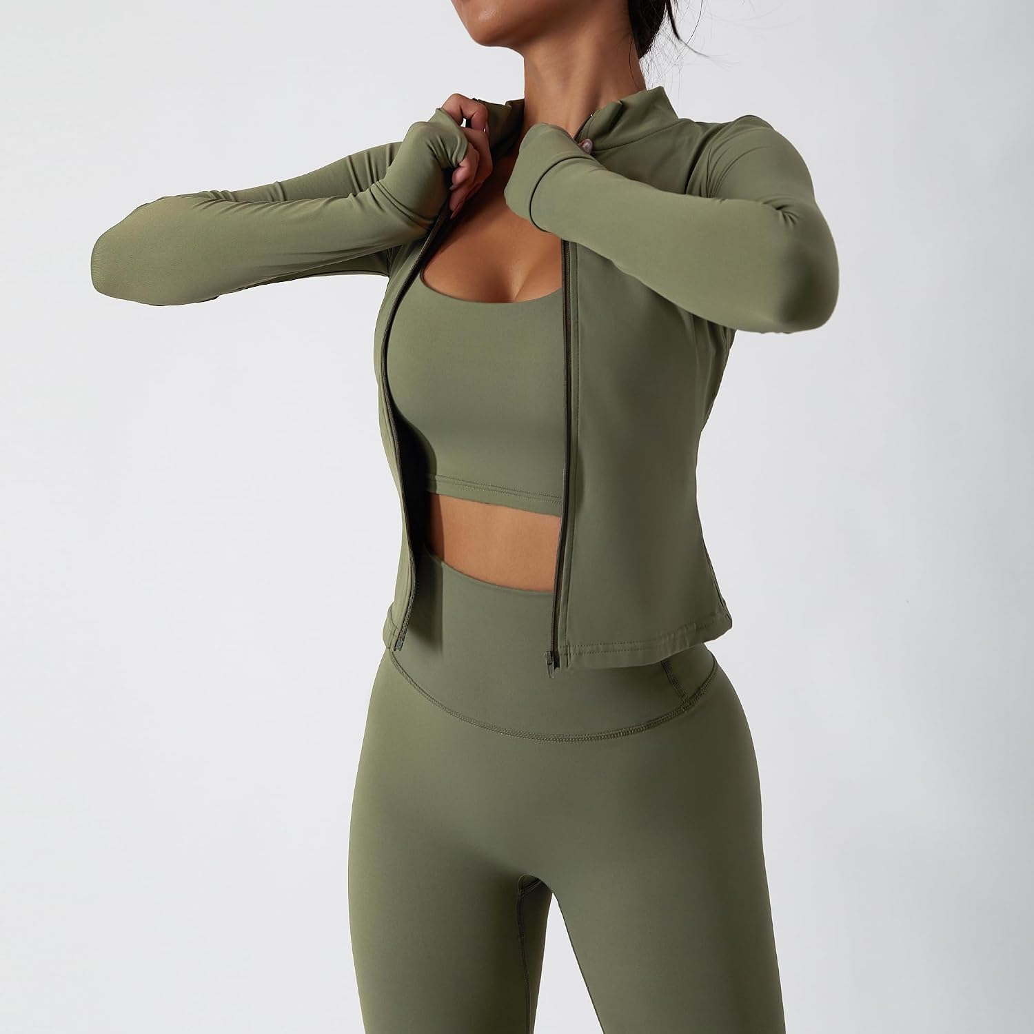 3-Piece Seamless Moisture-Wicking Workout Set for Women - Gym, Fitness, Running, Yoga Sportswear